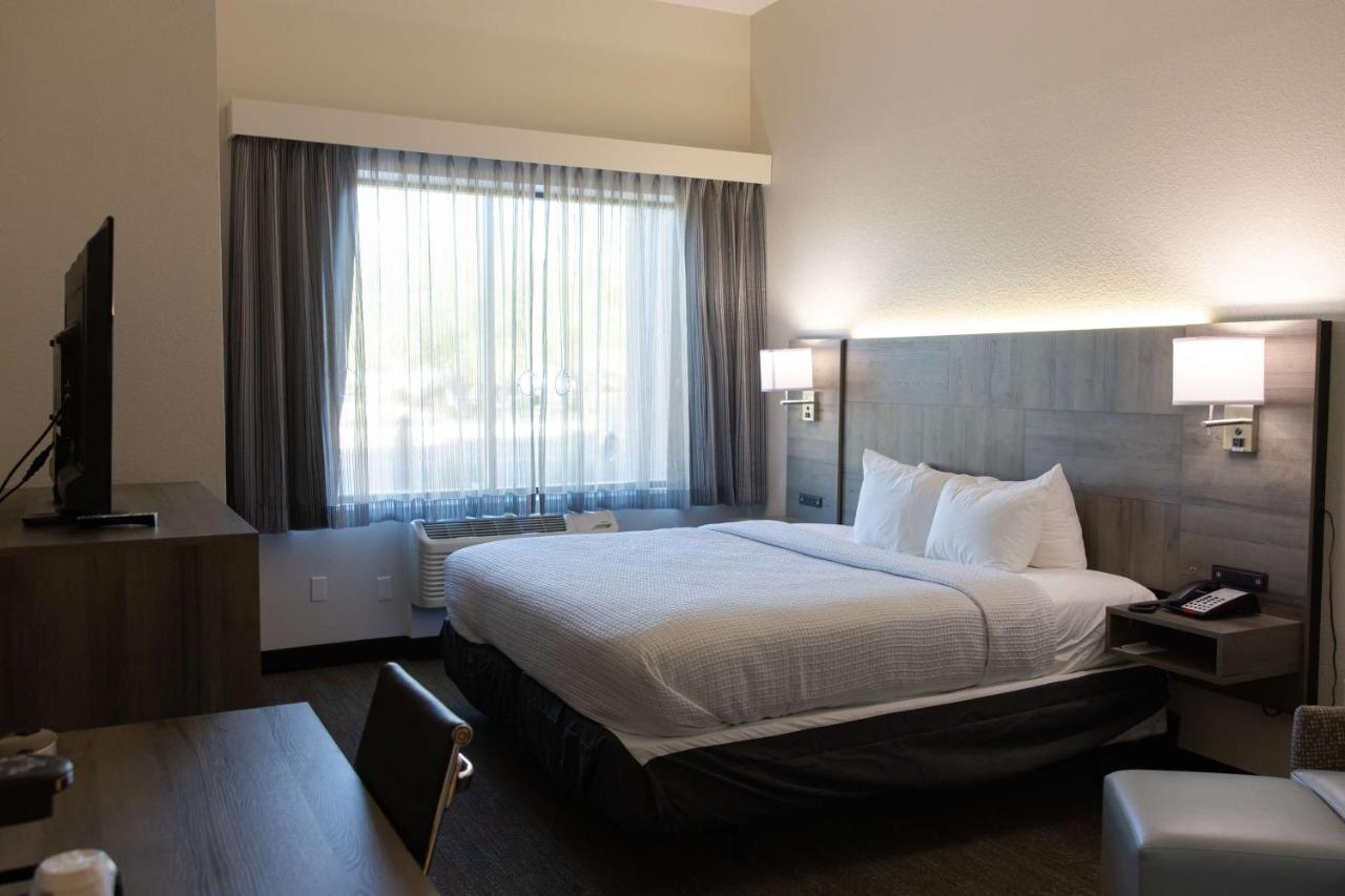 Best Western Plus Executive Residency Phoenix North Happy Valley Exterior photo